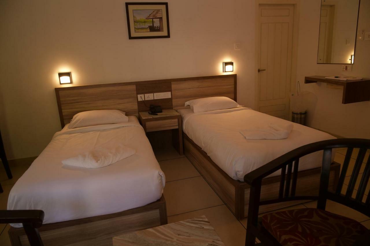 Ramas Garden Bed & Breakfast Thiruvananthapuram Exterior photo
